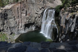 Rainbow falls from above 